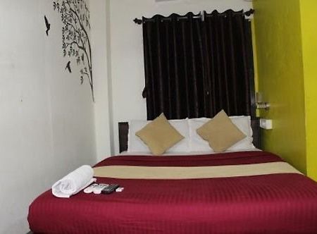 Hotel Saffron Inn Mumbai Exterior foto