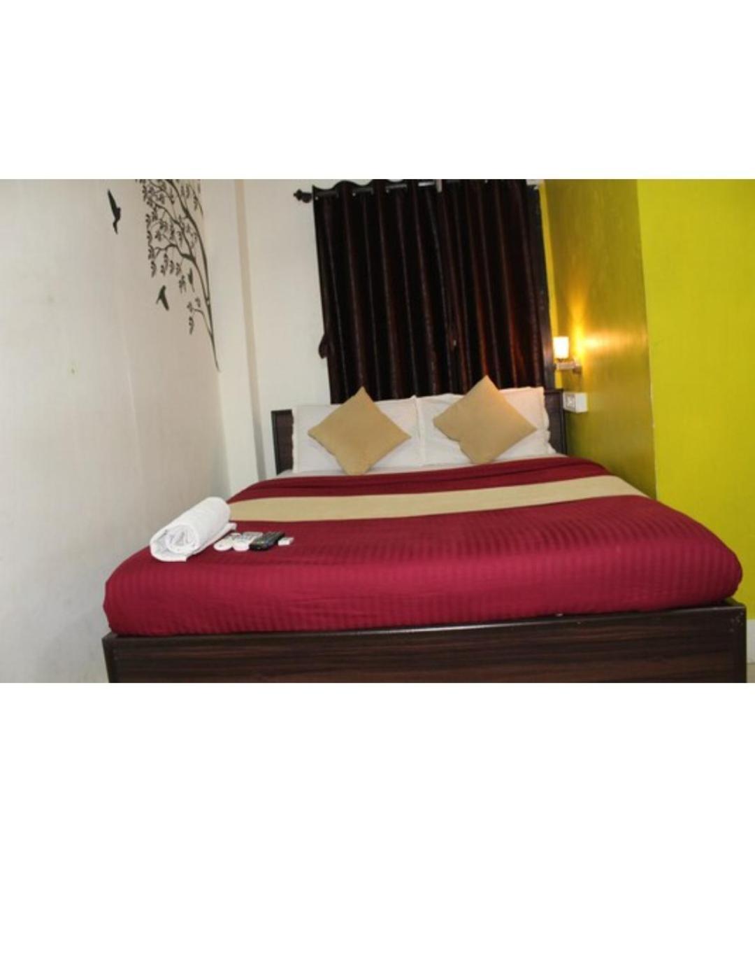 Hotel Saffron Inn Mumbai Exterior foto